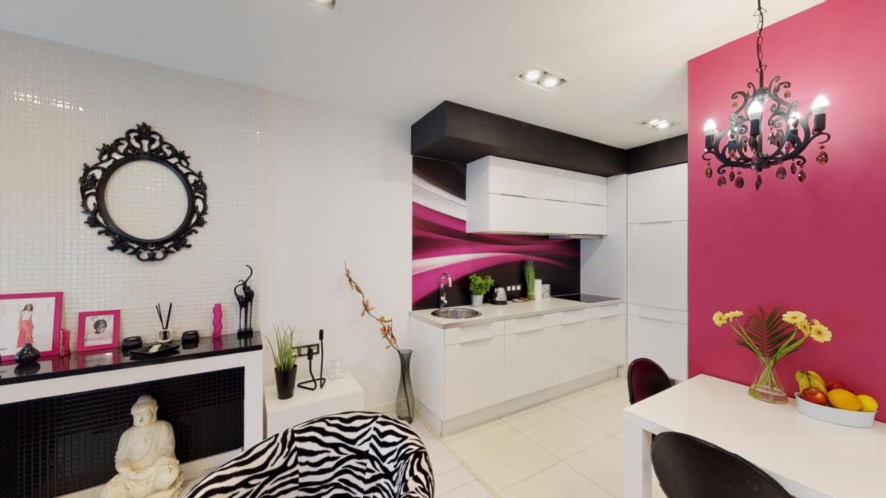 Pink Rydygiera 2a Tectum * Breslavia